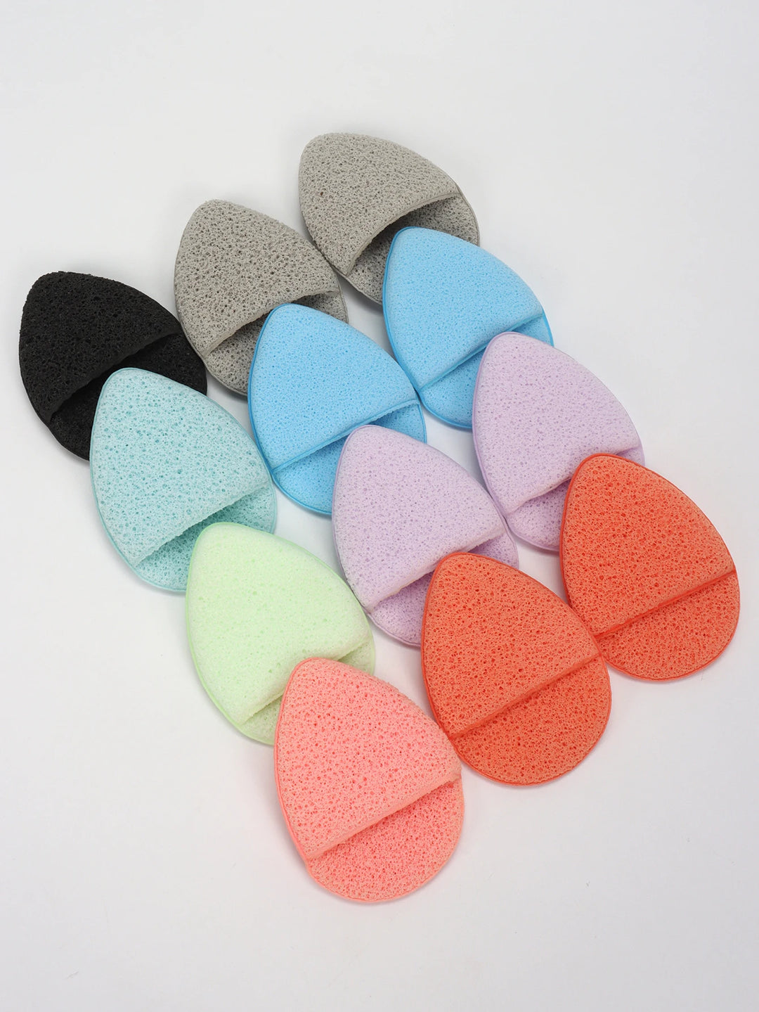 Random Color Gloves, Pack of 4/6/8/12/16/24 Pieces Gentle Facial Sponge That Removes Deep Impurities and Cosmetics That Cause Acne and Blackheads, Reusable and Exfoliating.